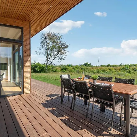 4 Bedroom Beautiful In